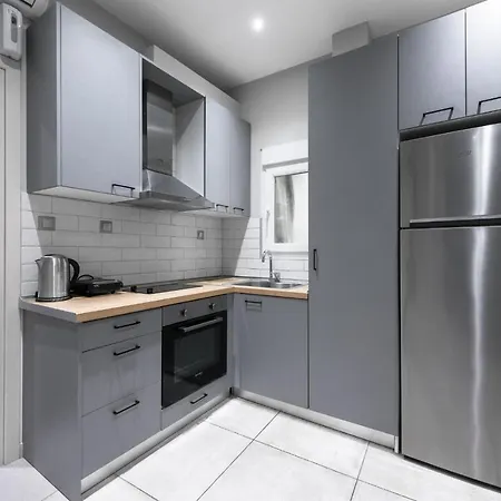 Cosmopolitan, Nilie Hospitality Mgmt *